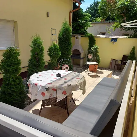 Corner Apartament